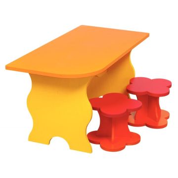 Coin repas avec 2 tabourets en bois